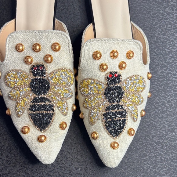 Source Unknown Gold and Black Embellished Mules - Picture 2 of 7